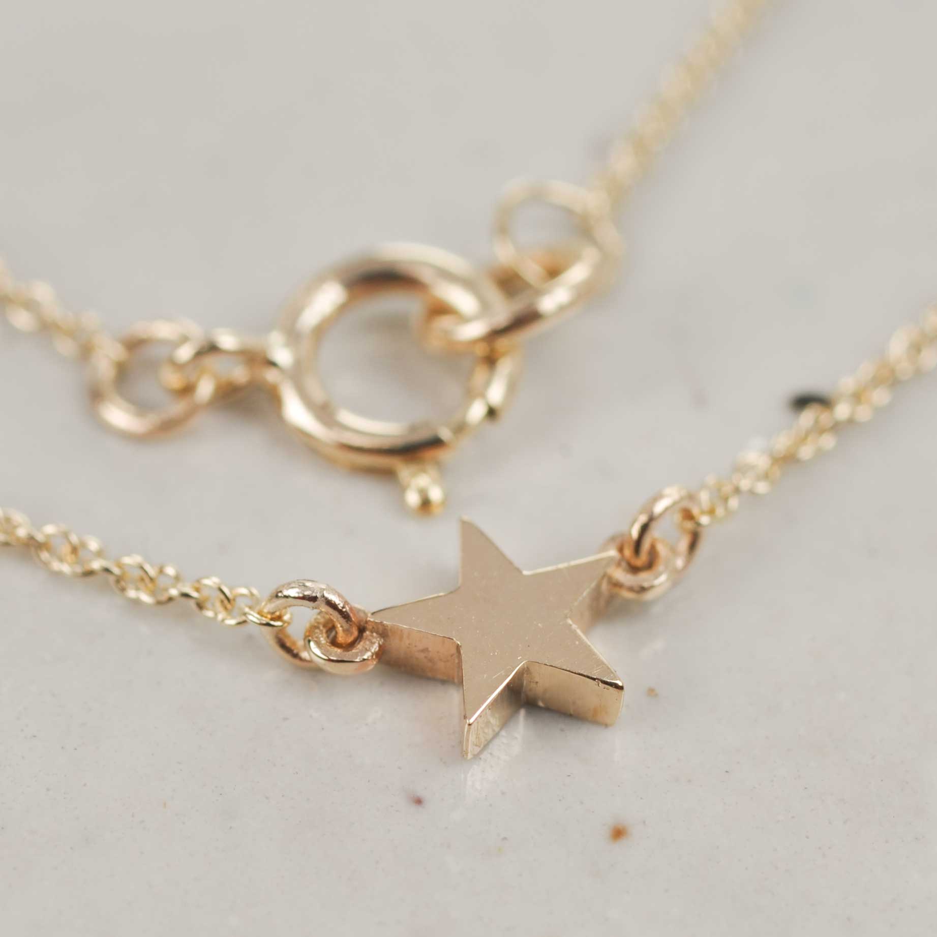Handmade 9ct gold star pendant UK jewellery